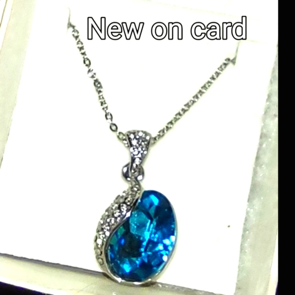 Blue Zircon Elegant Pendant - Picture 4 of 10